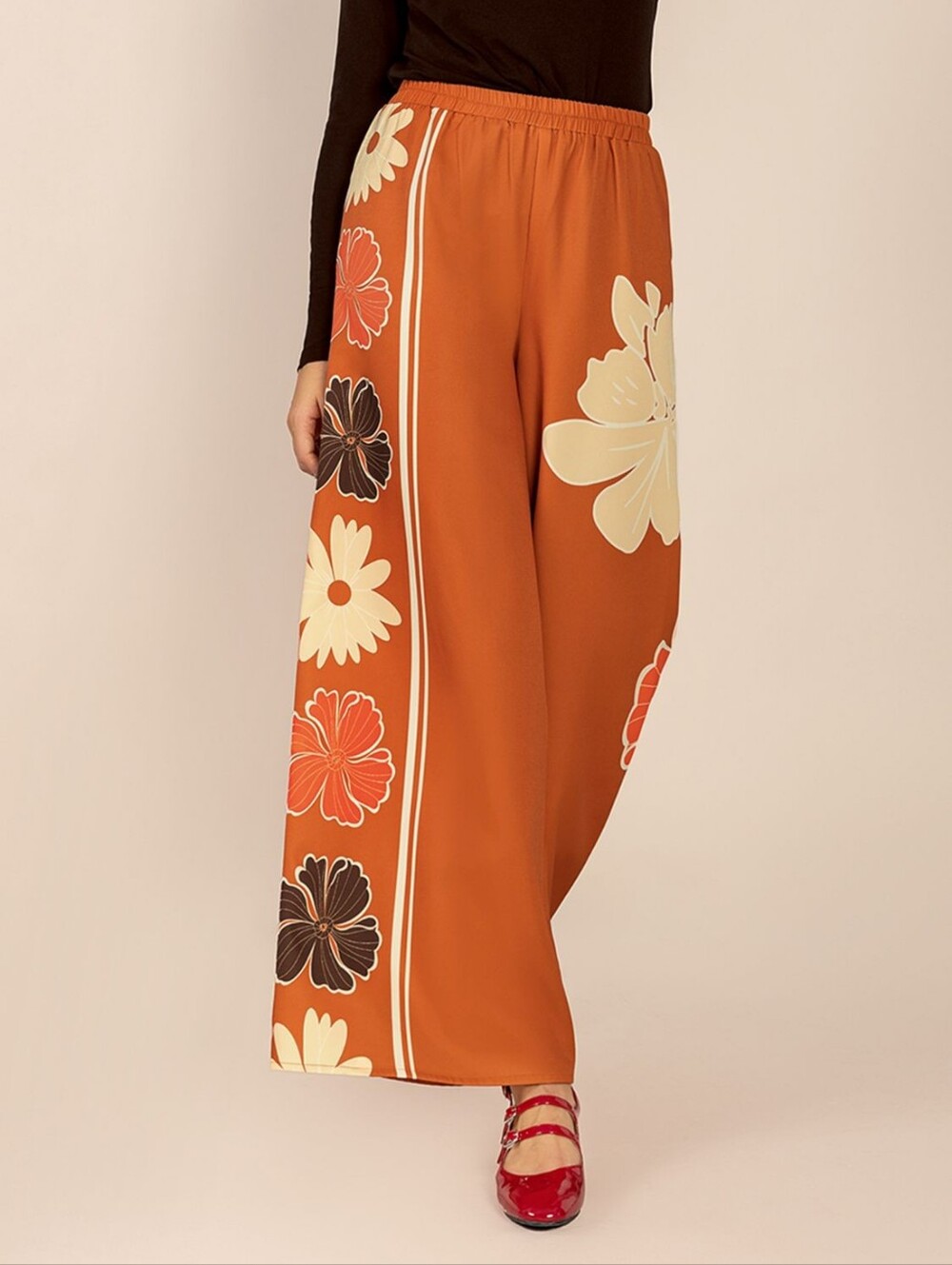 Wide-Leg Floral Print Pants